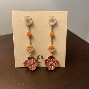 Like New Chloe + Isabel pink/orange flower drop earing